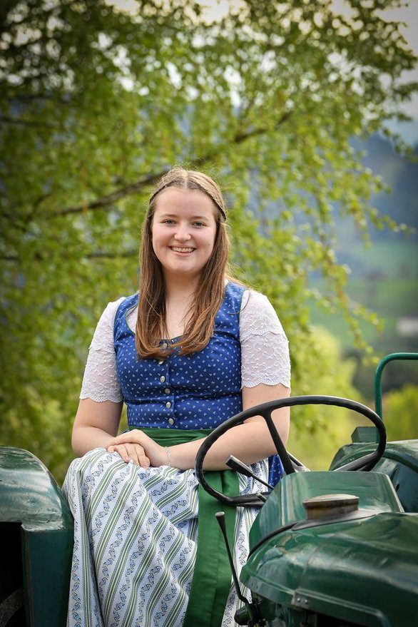 Zu sehen ist unsere Pressereferentin Stv. Jasmin Schmedler