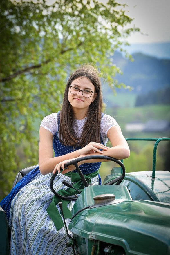 Zu sehen ist unsere Sportreferentin Jasmin Steiner