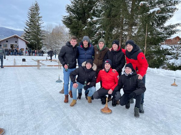 Bezirkseisstockschießen